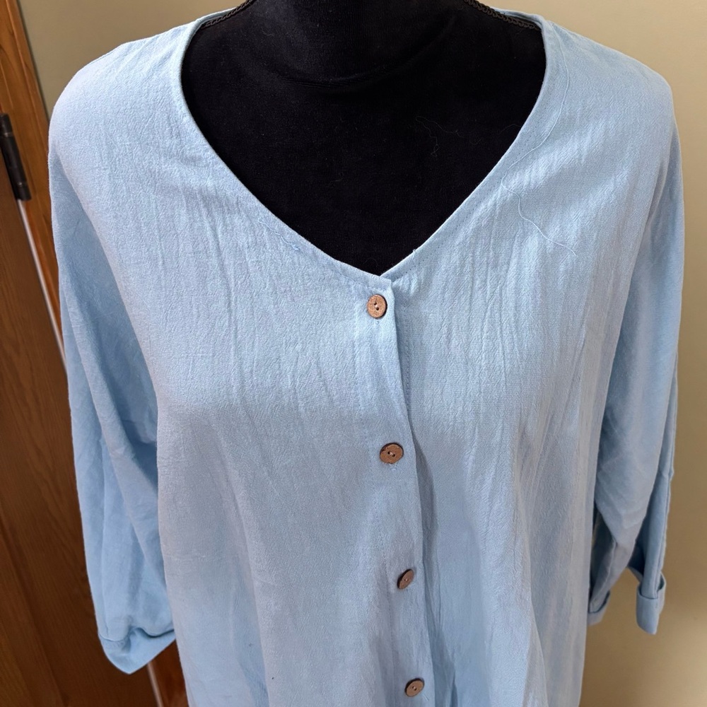🦋 Breezy Cotton Rich Top with 3/4 Sleeves 🦋 - Picture 6 of 11
